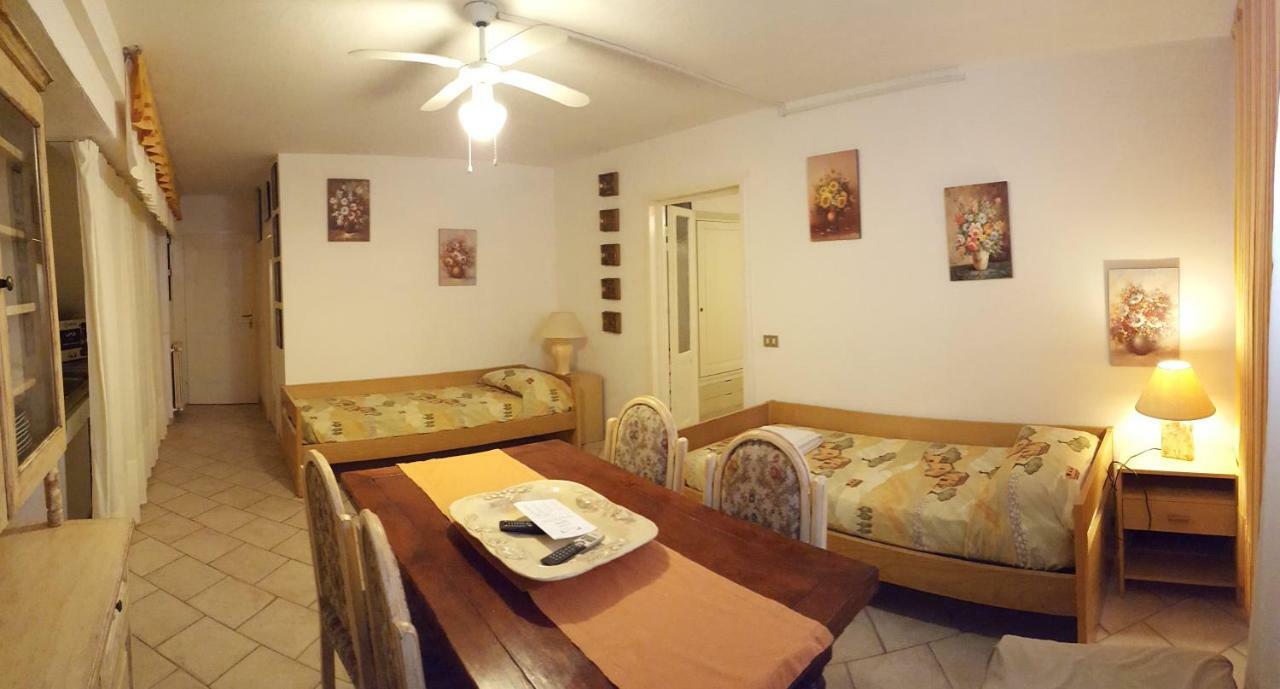 Taverna Derosas Apartment Голфо Аранчи Екстериор снимка
